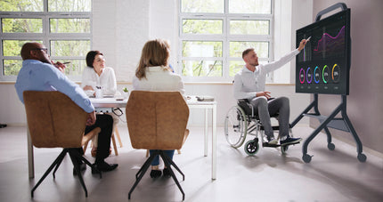 SmartMount® SR898-EUK Flachbildschirm-Wagen - 136,08 kg Belastbarkeit - 4 Rollen - 101,60 mm Rollengröße - Stahl, Acrylnit