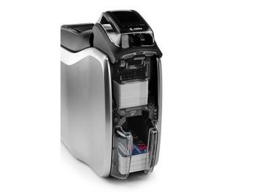 Zebra ZC300 Secretária Dye Sublimation/Thermal Transfer Printer - Cor - Card Print - USB - 4 Segundo Mono - 18 Segundo Cor