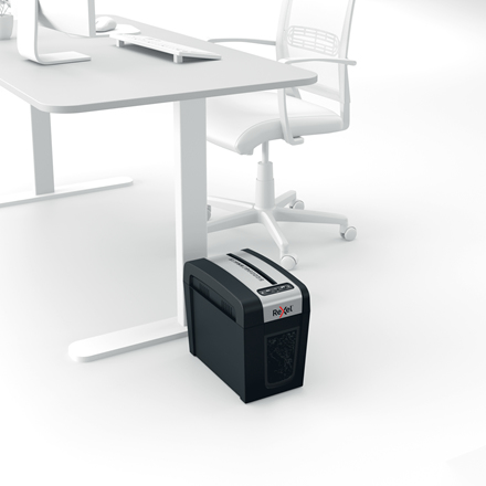 Rexel Secure MC3-SL Whisper-Shred Micro Cut Paper Shredder P5. Shredding type: Micro-cut shredding, Shredding size: 2 x 15