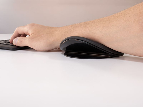 Mousetrapper Glider. Material: Plastic, Faux leather, Product colour: Black, Shape: Curved. Width: 135 mm, Depth: 110 mm, 