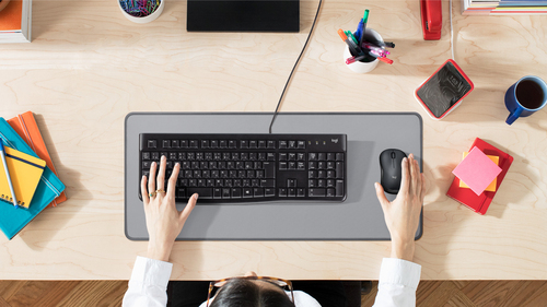 Logitech Studio Series Mauspad - 300 mm x 700 mm - Mitte Gray - Naturkautschuk, Nylon, Polyester - Rutschfest, ausfransfes