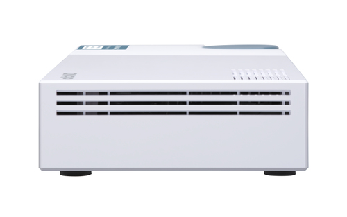 QNAP QSW-M408-2C. Tipo de switch: Gerido, Camada de switches: L2. Tipos de portas ethernet Basic switching RJ-45: 10G Ethe
