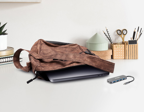 D-Link USB Hub - USB 3.0 Type C - Portable - 5 Total USB Port(s) - 5 USB 3.0 Port(s) - Windows, Mac