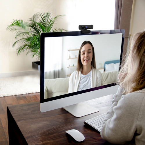 j5create JVCU100 USB™ HD Webcam with 360° Rotation, 1080p Video Capture Resolution, Black. Megapixel (approx.): 2.07 MP, M
