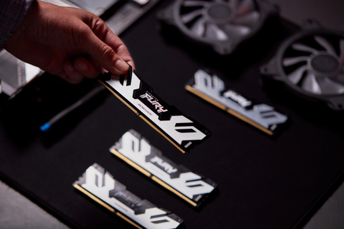 Kingston FURY Renegade Módulo RAM - 24 GB - DDR5-8800/PC-70400 DDR5 SDRAM - 8800 MHz Ramo único Memória - CL42 - 1,40 V - 