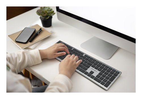 Kensington KB535 Keyboard - Full-size - Wireless Connectivity - USB Type A Interface - English (UK) - Space Gray - Scissor