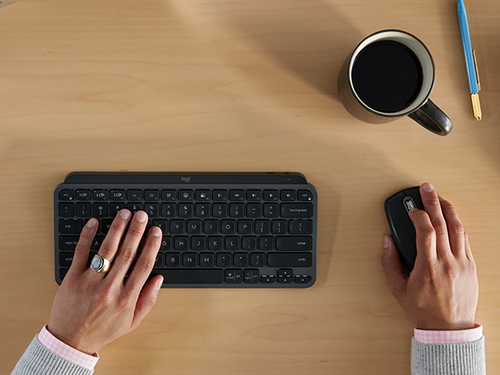 Logitech MX Anywhere 3S for Business Rato - Bluetooth - USB - 6 Taste(n) - Sem fios - 10 m - Recarregável - 8000 dpi - Rod