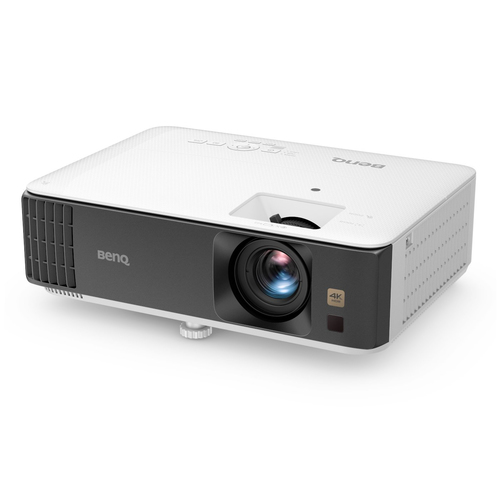 BenQ TK700. Projektorhelligkeit: 3200 ANSI Lumen, Projektionstechnologie: DLP, native Auflösung des Projektors: UHD 4K (38