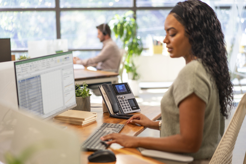 HP Poly Edge E400 IP Phone and PoE-enabled