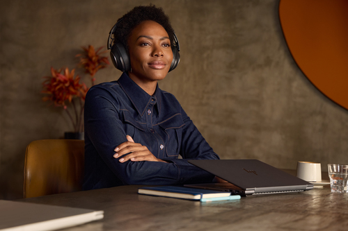 Poly Voyager Surround 80 UC Kabel/Kabellos Über das Ohr, Kopfbügel, Auf den Ohren Stereo Headset - Schwarz - Microsoft-Tea