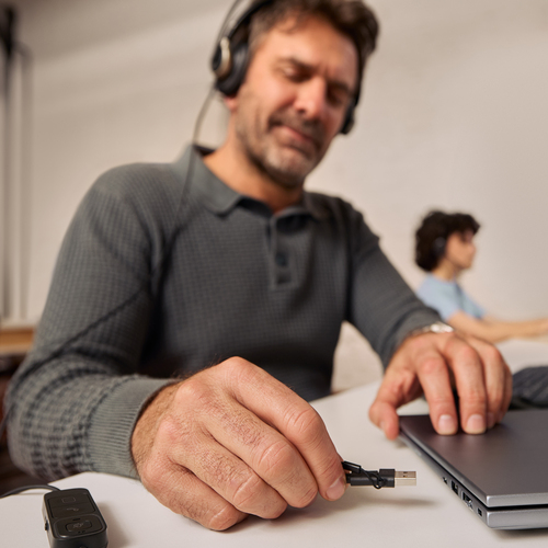 Poly Mission 825 Kabel Auf den Ohren Stereo Headset - Schwarz - Binaural - Ohraufliegend - Host-Schnittstelle: USB