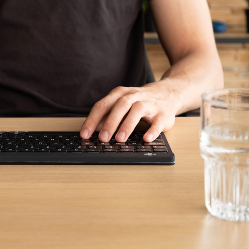 R-Go Compact Break Teclado - Compacto - Sem fios Conectividade - USB Tipo C Interface - Português - QWERTY Layout - Preto 