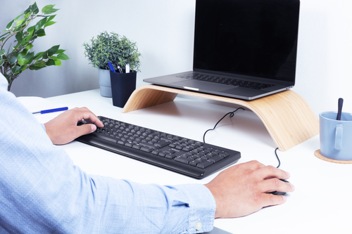 Trust Primo Tastatur & Maus - Deutsch - Tastatur, Kabel USB, Schwarz - Maus, Kabel, USB, Schwarz - Beidhändig - kompatibel
