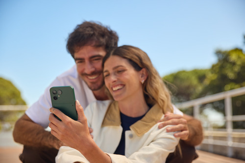 Fairphone The (Gen 6+). Bildschirmdiagonale: 16 cm (6.31"), Display-Auflösung: 1116 x 2484 Pixel. Prozessor-Taktfrequenz: 