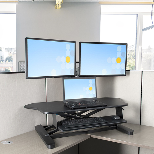 StarTech.com Corner Sit Stand Desk Converter with Keyboard Tray, Large Surface 35"x21" , Height Adjustable Ergonomic Table