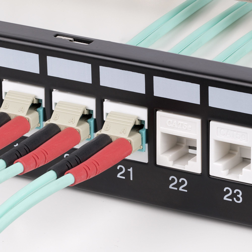 StarTech.com LC to LC Coupler, LC Fiber Coupler, LC/UPC Duplex Keystone Jack, Fiber Optic Keystone Coupler for Patch Panel