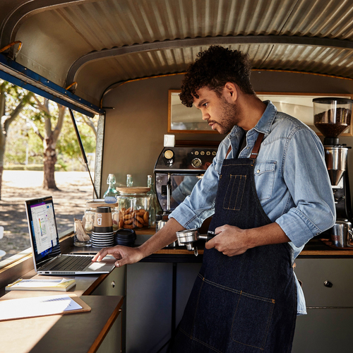 HP Pro x360 435 G9. Product type: Hybrid (2-in-1), Form factor: Convertible (Folder). Processor family: AMD Ryzen™ 5, Proc