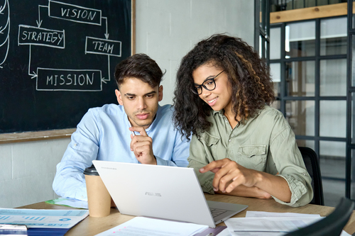 ASUS Chromebook Plus CX34 CB3402CVA-MW1340. Product type: Chromebook, Form factor: Clamshell. Processor family: Intel Core