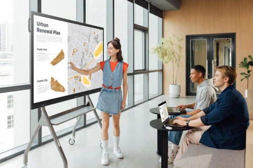 ViewSonic ViewBoard IFP8663-2C 2174,24 mm 4K UHD LCD Collaboration Display - ARM Cortex A76 + A55 - 32 GB LPDDR - Projizie