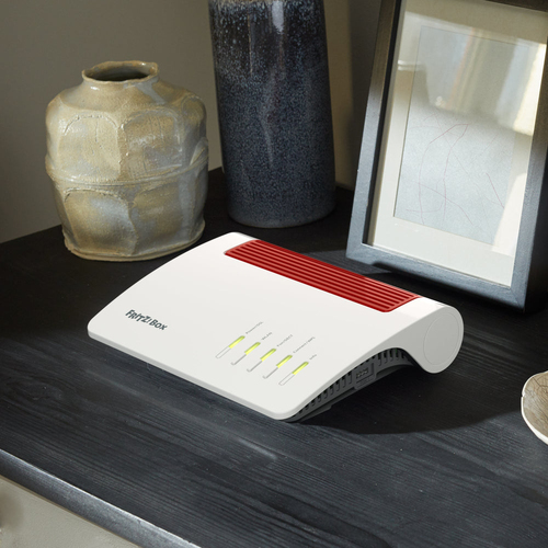 Box 7590 AX. WAN-Verbindungstyp: RJ-45. WLAN-Band: Dual-Band (2,4 GHz/5 GHz), Top WLAN-Standard: Wi-Fi 6 (802.11ax), WLAN 