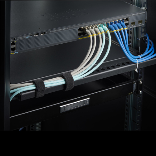 StarTech.com 12S-CABLE-LACING-BAR. Typ: Kabelabdeckleiste, Gehäusematerial: Stahl, Produktfarbe: Schwarz. Gewicht: 500 g