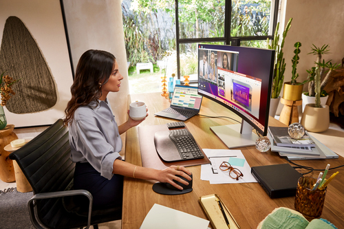 HP Series 7 Pro 34 inch WQHD Conferencing Monitor - 734pm. Display diagonal: 86.4 cm (34"), Display resolution: 3440 x 144