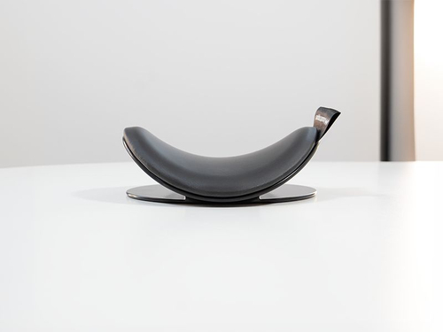 Mousetrapper Glider. Material: Plastic, Faux leather, Product colour: Black, Shape: Curved. Width: 135 mm, Depth: 110 mm, 