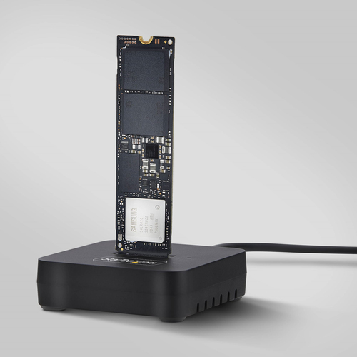 StarTech USB-C/USB-A to M.2 NVMe Dock Adapter, 10Gbps, Tool-Free External M.2 NVMe SSD Reader, B+M/M-Key - USB-C/USB-A to 