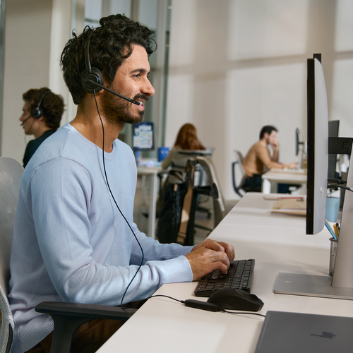 HP Poly Mission 425 Stereo USB Wired Headset (Bulk). Weight: 132 g