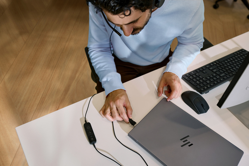 HP Poly Mission 425 Stereo USB Wired Headset (Bulk). Weight: 132 g