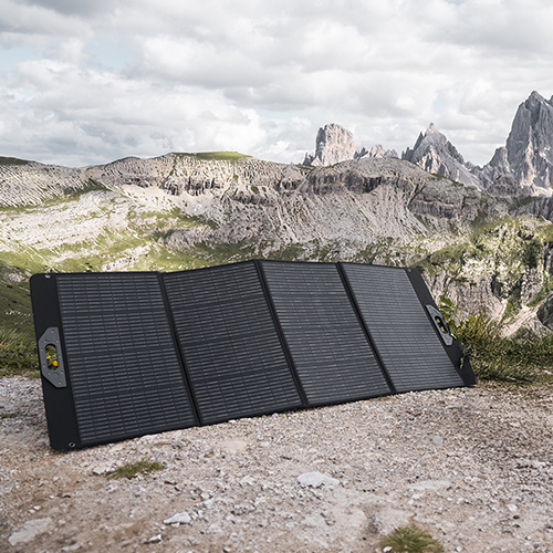 Xtorm XP2SW200. Rated power: 200 W, Minimum output voltage: 20 V, Solar panel current: 11000 mA. Solar cell type: Monocrys