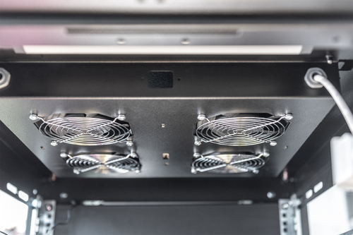 Digitus Roof Cooling Unit for Unique & Varioflex-N Network Cabinets & Dynamic Basic Network- and Server Cabinets. Number o