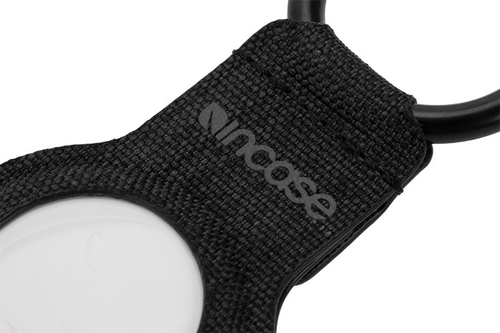 Incase Woolenex AirTag Bestandsverfolgung-Etikettenschieber - 91,4 mm x 40,6 mm x 5,1 mm x - Metall, Polyester - Graphit -