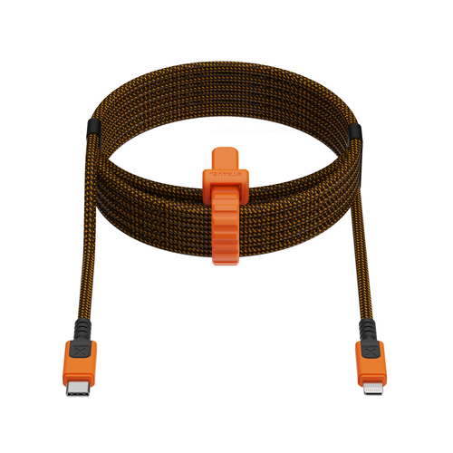 Xtorm CXX2002. Cable length: 1.5 m, Connector 1: Lightning, Connector 2: USB C. Power: 60 W. Compliance certificates: Mfi.