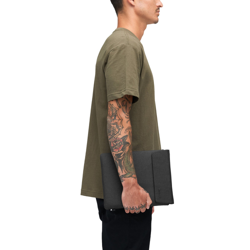 Incase Crosstown Tasche (Sleeve) für 27,9 cm (11 Zoll) Tablet - Schwarz - Wasserdicht