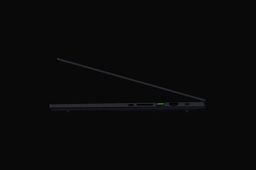 Razer Blade 16 2026 - RTX 5090 Ultra 9 386H 32 GB 9600 MHZ