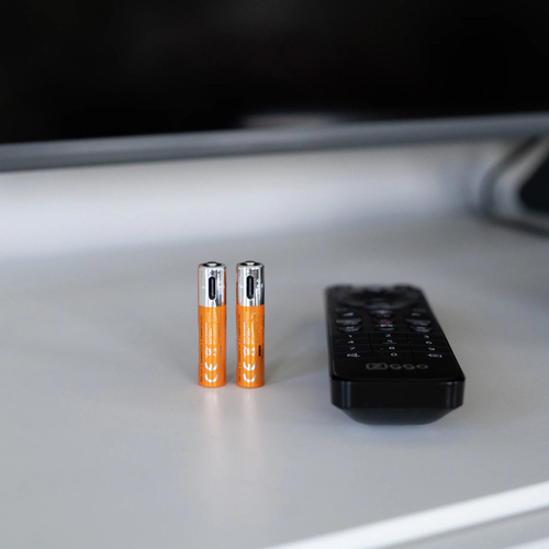 Xtorm XNG3AB4. Battery type: Rechargeable battery, Battery size(s): AAA, Battery voltage: 3.7 V