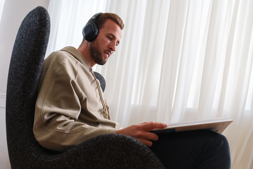 Our Pure Planet Platinum Kabellos Auf den Ohren Stereo Headset - Schwarz - Binaural - Geschlossen - 1000 cm Reichweite - B