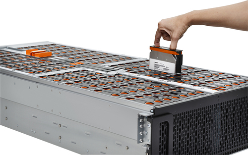 HGST Ultrastar Data102 SE4U102-102 Drive Enclosure 12Gb/s SAS - Mini-SAS HD Host Interface - 4U Rack-mountable - 102 x HDD