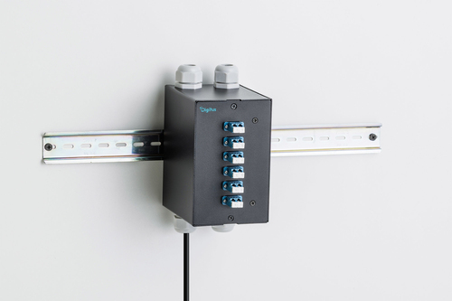 Digitus Fiber optic DIN rail distributor, 6 port, SC SX/LC DX, black. Product colour: Black, Housing material: Aluminium. 