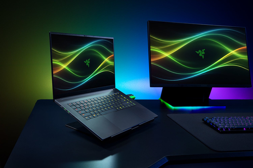 Razer Blade 16 2026 - RTX 5090 Ultra 9 386H 32 GB 9600 MHZ