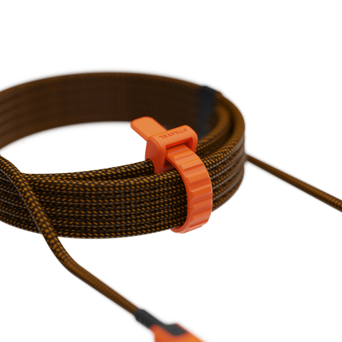 Xtorm CXX2002. Cable length: 1.5 m, Connector 1: Lightning, Connector 2: USB C. Power: 60 W. Compliance certificates: Mfi.