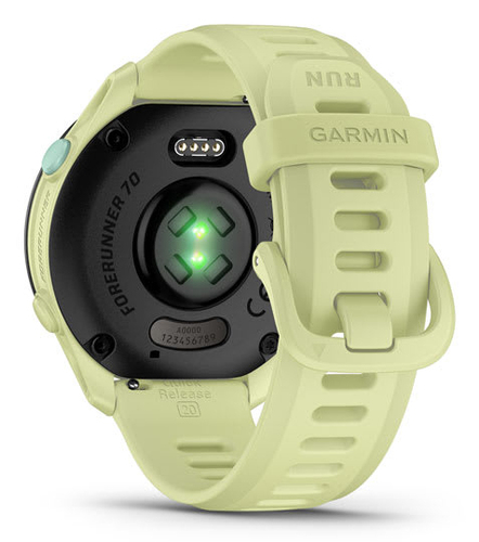 Garmin Forerunner 70. Display diagonal: 3.05 cm (1.2"), Display technology: AMOLED, Display resolution: 390 x 390 pixels, 