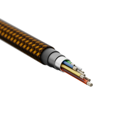 Xtorm CXX2002. Cable length: 1.5 m, Connector 1: Lightning, Connector 2: USB C. Power: 60 W. Compliance certificates: Mfi.